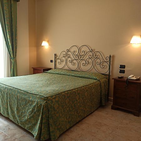 Hotel Primavera Dell'Etna Zafferana Etnea Εξωτερικό φωτογραφία