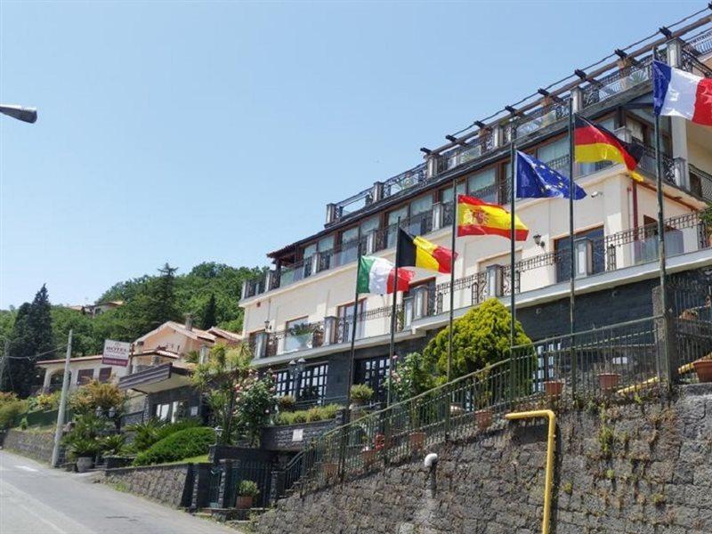 Hotel Primavera Dell'Etna Zafferana Etnea Εξωτερικό φωτογραφία