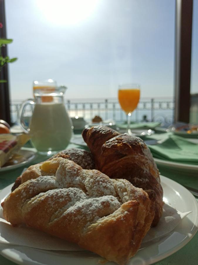 Hotel Primavera Dell'Etna Zafferana Etnea Εξωτερικό φωτογραφία