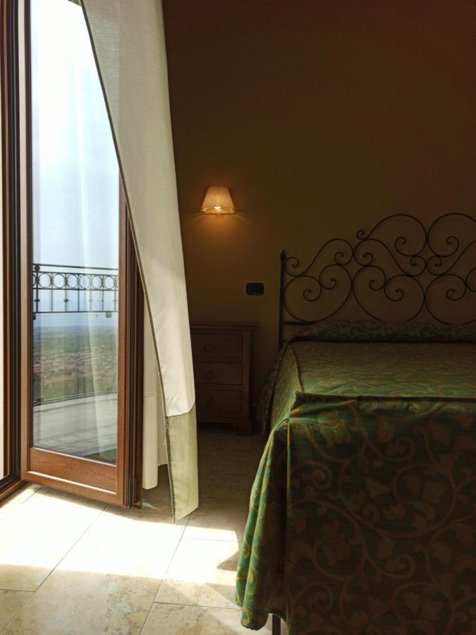 Hotel Primavera Dell'Etna Zafferana Etnea Εξωτερικό φωτογραφία