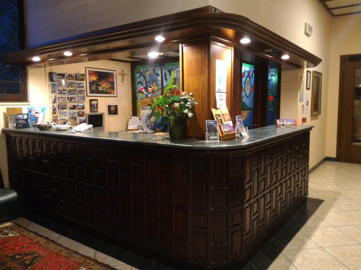 Hotel Primavera Dell'Etna Zafferana Etnea Εξωτερικό φωτογραφία